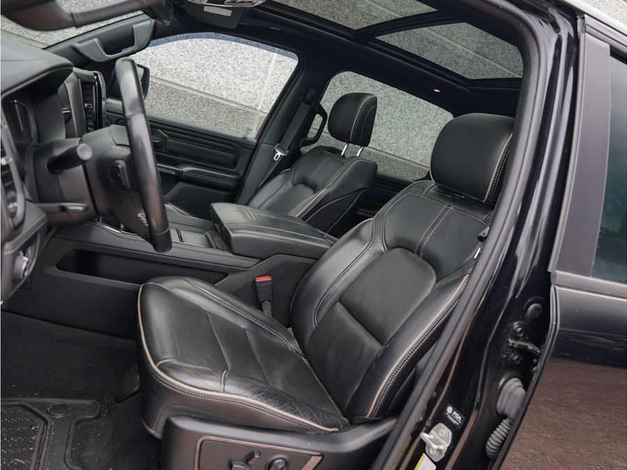 Dodge RAM 1500 5.7 V8 4x4 Crew Cab Limited