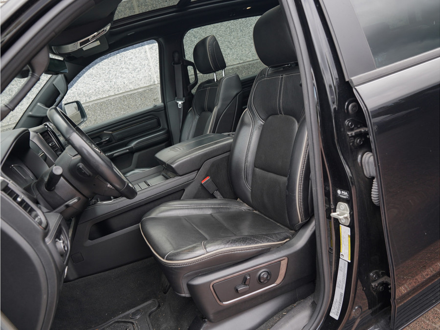 Dodge RAM 1500 5.7 V8 4x4 Crew Cab Limited