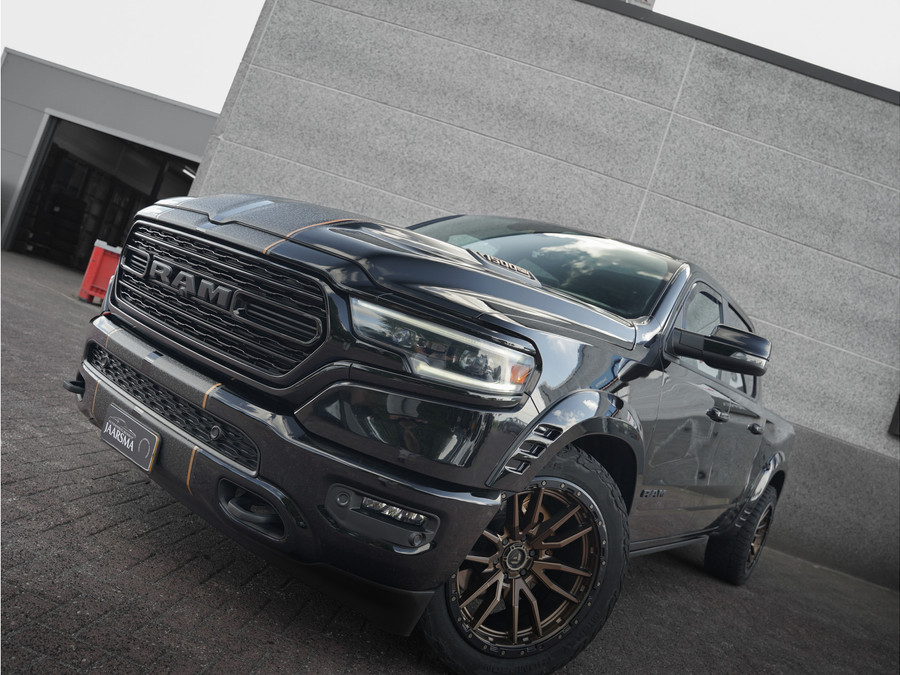Dodge RAM 1500 5.7 V8 4x4 Crew Cab Limited