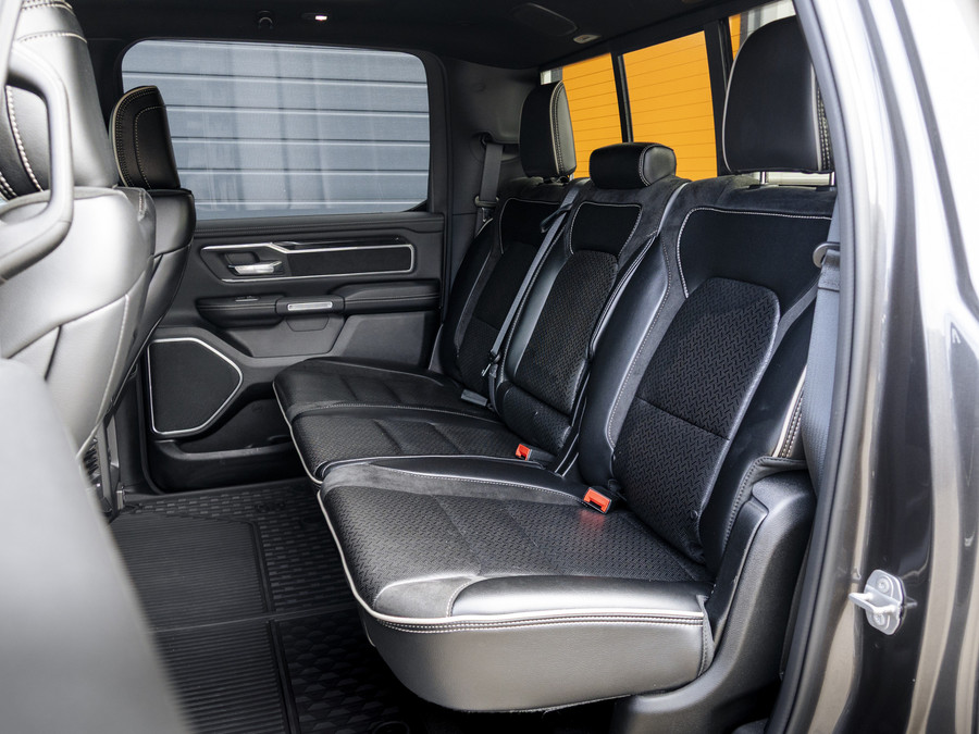 Dodge RAM 1500 5.7 V8 4x4 Crew Cab Laramie