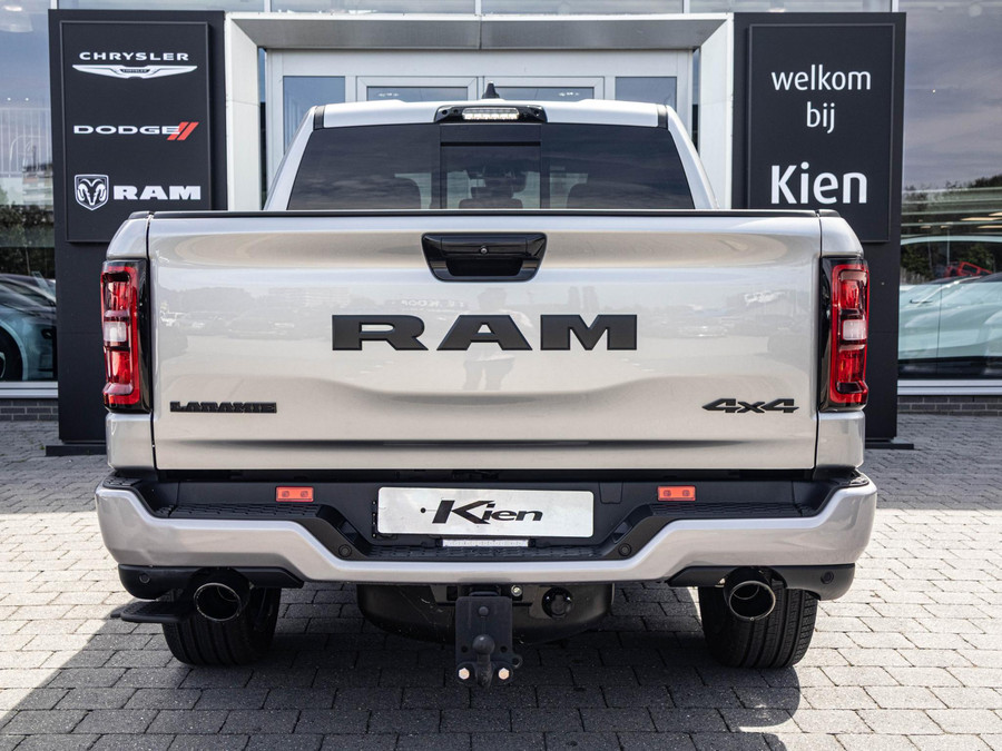 Dodge RAM 1500 3.0 Crew Cab Laramie Premium
