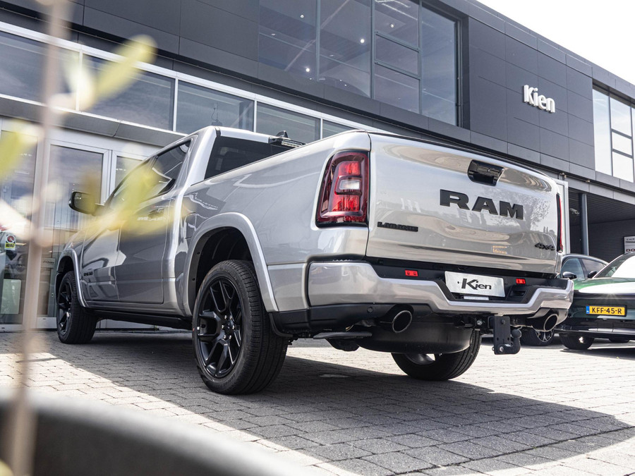 Dodge RAM 1500 3.0 Crew Cab Laramie Premium