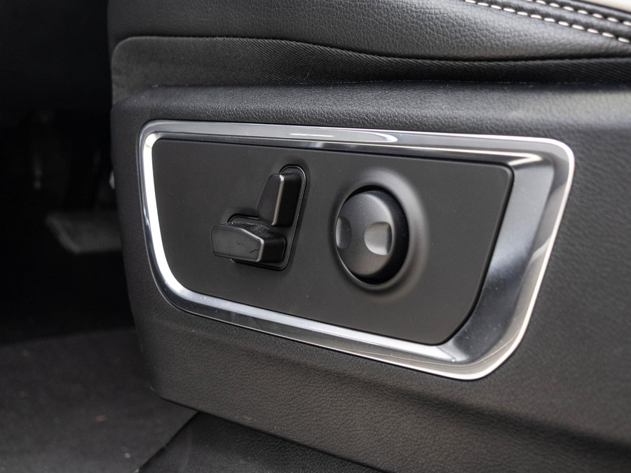 Dodge RAM 1500 3.0 Crew Cab Laramie Premium