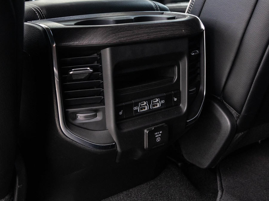 Dodge RAM 1500 3.0 Crew Cab Laramie Premium
