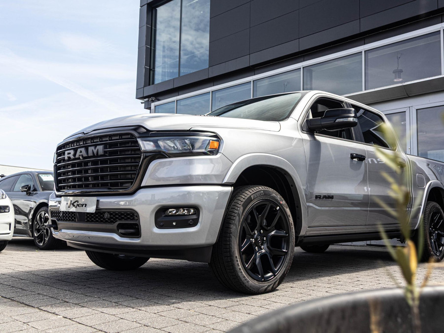 Dodge RAM 1500 3.0 Crew Cab Laramie Premium