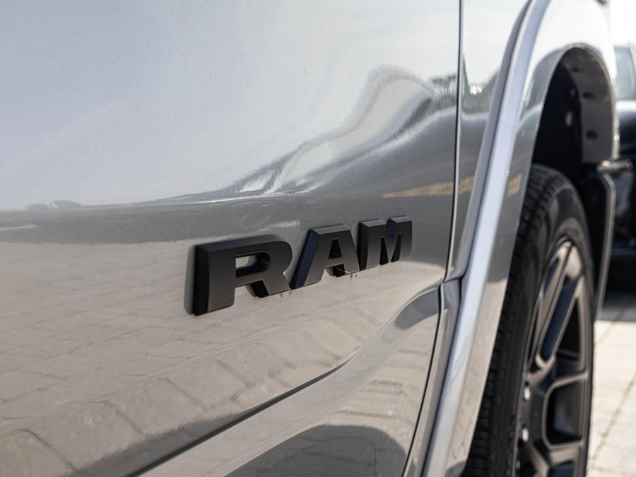 Dodge RAM 1500 3.0 Crew Cab Laramie Premium