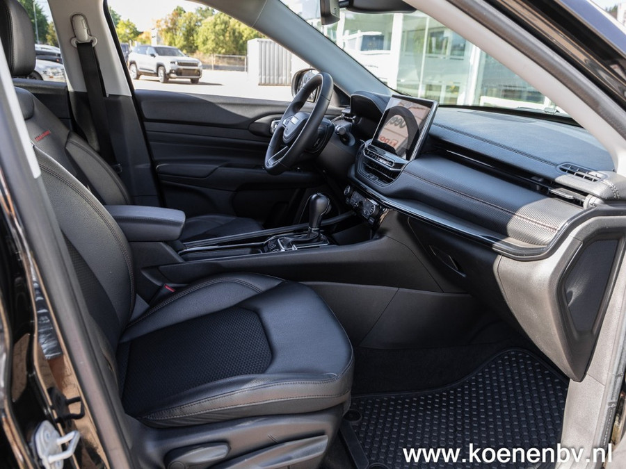 Jeep Compass 4XE 240 PHEV 240PK Trailhawk/ Panodak/ Leer/ Apple Carplay/