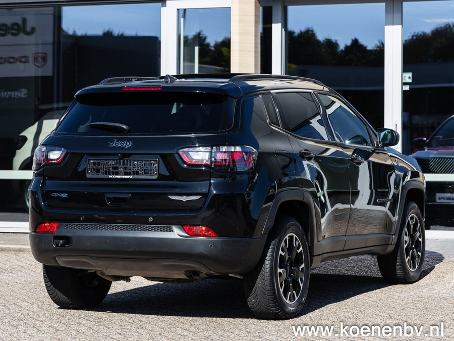 Jeep Compass 4XE 240 PHEV 240PK Trailhawk/ Panodak/ Leer/ Apple Carplay/