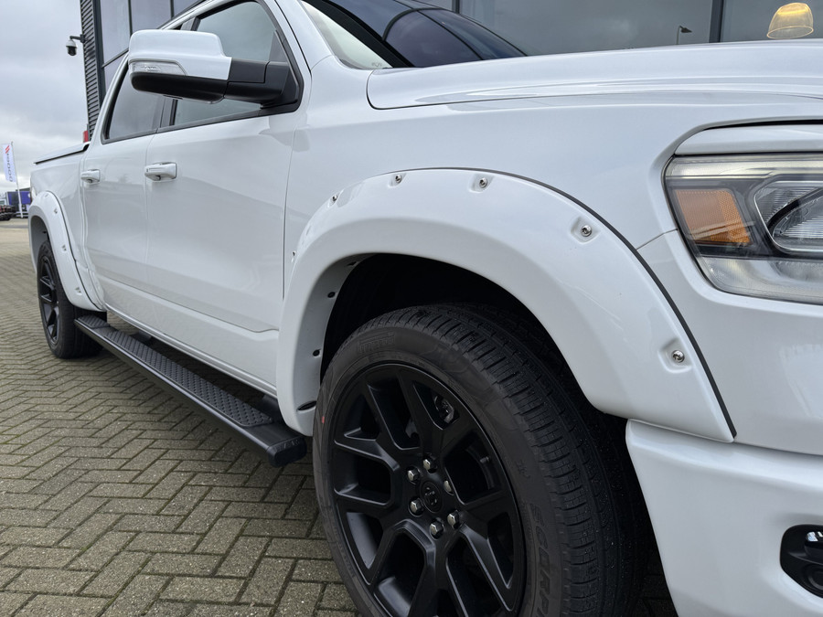 Dodge Ram 1500 Laramie Sport