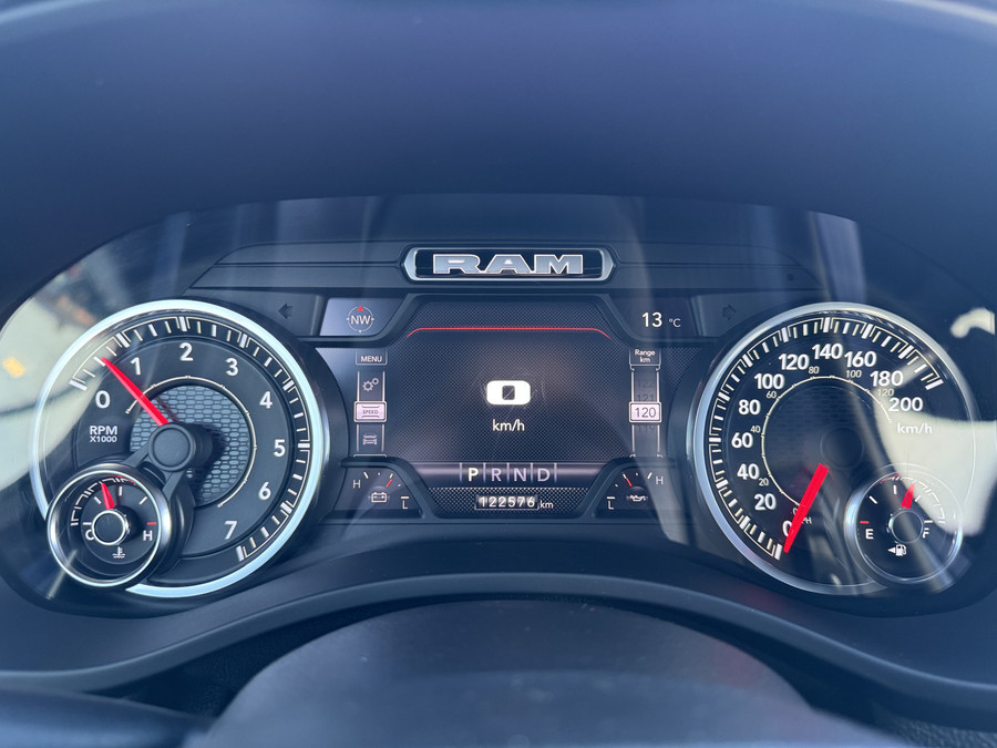 Dodge Ram 1500 Laramie Sport