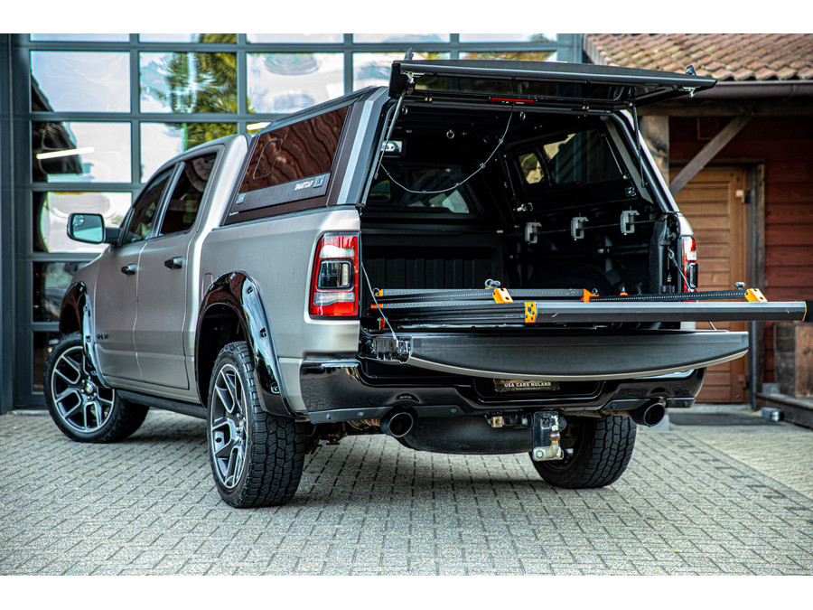Dodge RAM 1500 5.7 V8 4x4 Crew Cab Laramie