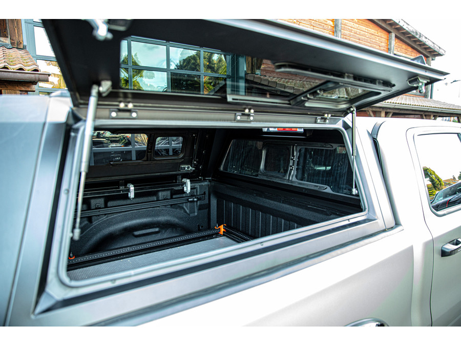 Dodge RAM 1500 5.7 V8 4x4 Crew Cab Laramie