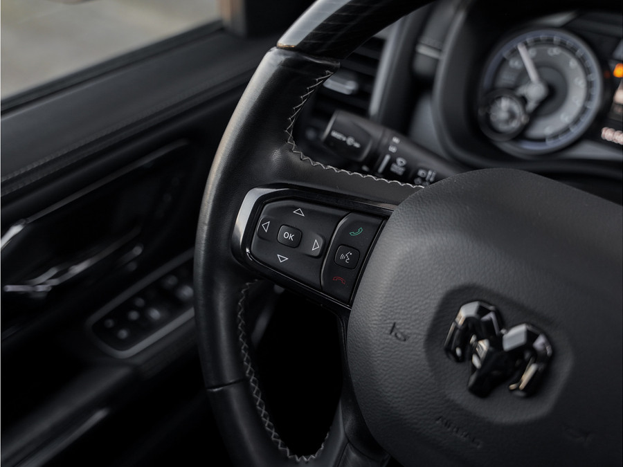 Dodge RAM 1500 5.7 V8 4x4 Crew Cab Limited
