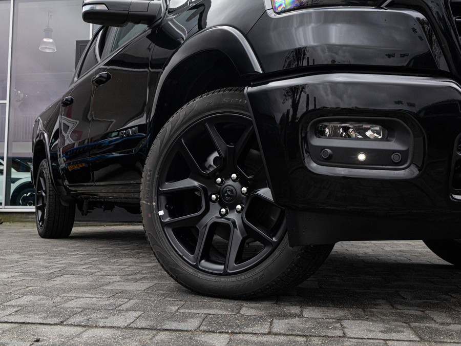 Dodge RAM 1500 3.0 Crew Cab Laramie Premium