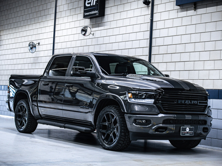 Dodge Ram 1500 Laramie Night Edition
