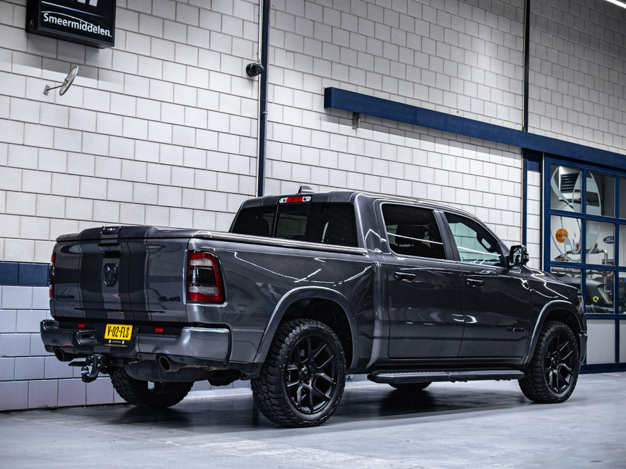 Dodge Ram 1500 Laramie Night Edition