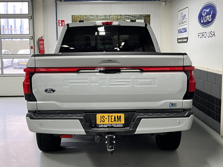 Ford F-150 Lightning Platinum Extended Range (510km) SuperCrew | BPM VRIJ | Trekhaak | Panodak | VOORRAADAUTO