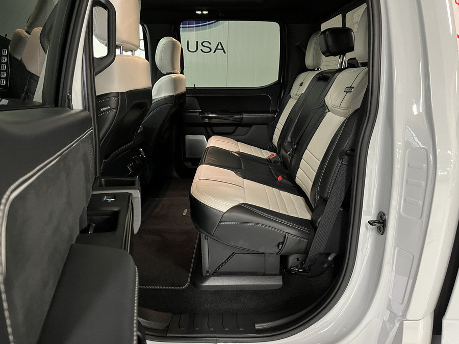 Ford F-150 Lightning Platinum Extended Range (510km) SuperCrew | BPM VRIJ | Trekhaak | Panodak | VOORRAADAUTO