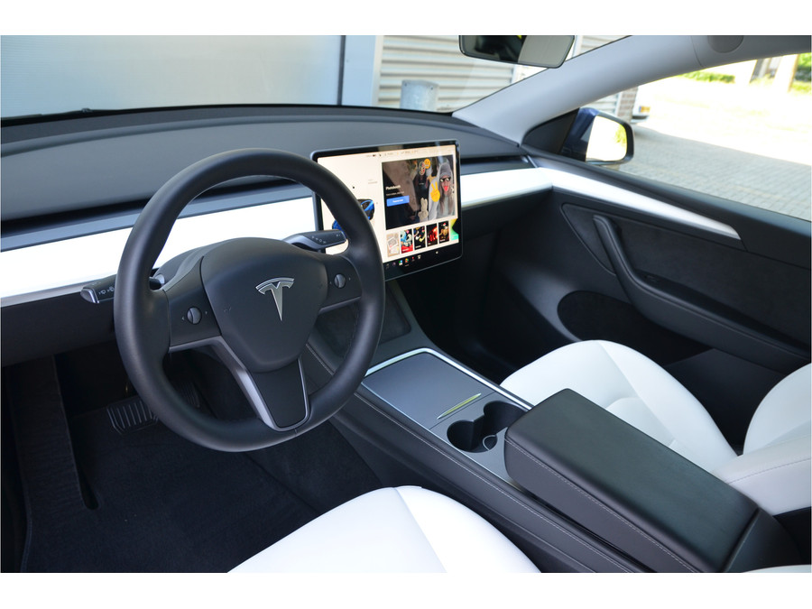 Tesla Model Y Long Range AWD 75 kWh