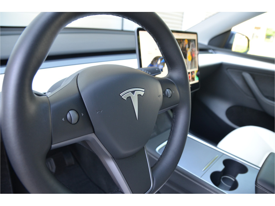 Tesla Model Y Long Range AWD 75 kWh