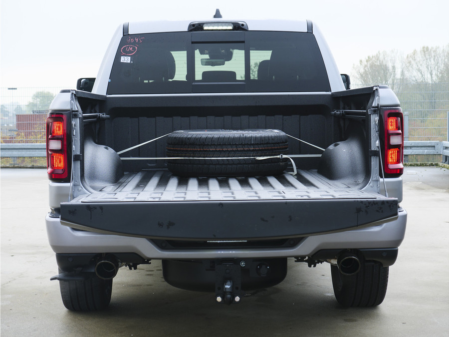 Dodge Ram 1500 | Laramie | Premium Night | 3.0L I6 Hurricane | Crew Cab | 4X4 |