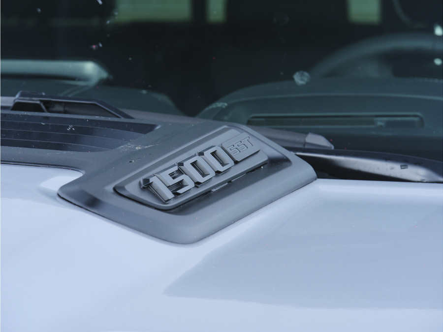 Dodge Ram 1500 | Laramie | Premium Night | 3.0L I6 Hurricane | Crew Cab | 4X4 |