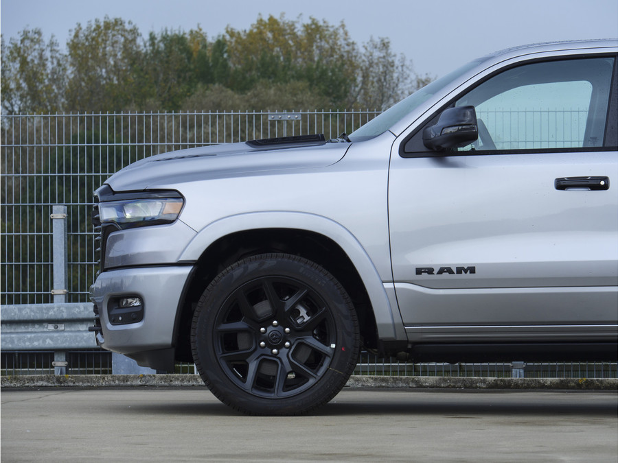 Dodge Ram 1500 | Laramie | Premium Night | 3.0L I6 Hurricane | Crew Cab | 4X4 |