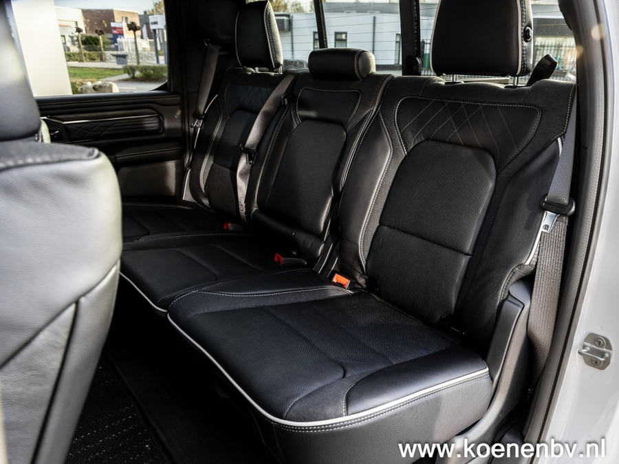 Dodge Ram Pickup Limited Night MY25 540pk Multi Function Tailgate LPG Retrax SUPERAKTIE!!