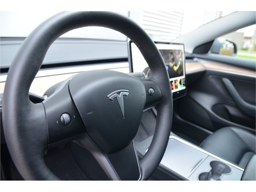 Tesla Model 3 Standard RWD Plus 60 kWh