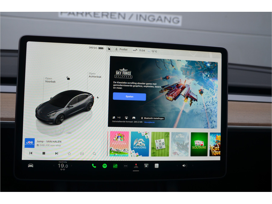 Tesla Model 3 Standard RWD Plus 60 kWh