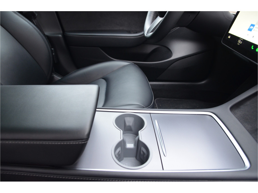 Tesla Model 3 Standard RWD Plus 60 kWh