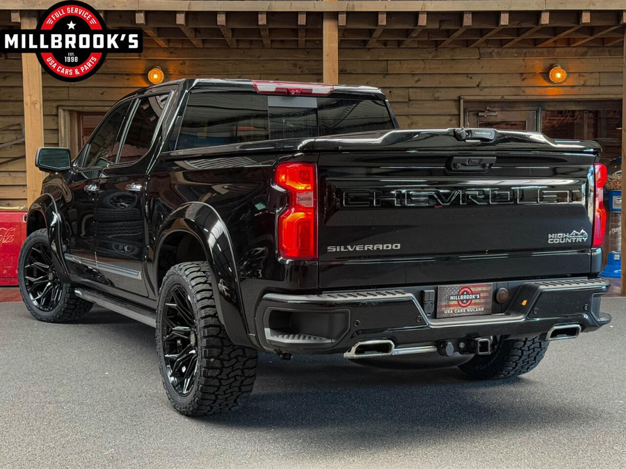 Chevrolet Silverado USA High Country 6.2 V8 420 PK uit voorraad leverbaar BPM VRIJ