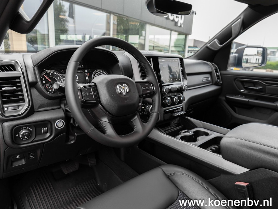 Dodge Ram Pickup GEEN BPM !!! 5.7i V8 aut. 4x4 Built to Serve LPG onderbouw GRIJS