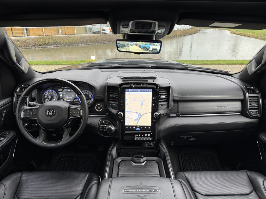Dodge Ram 1500 Limited