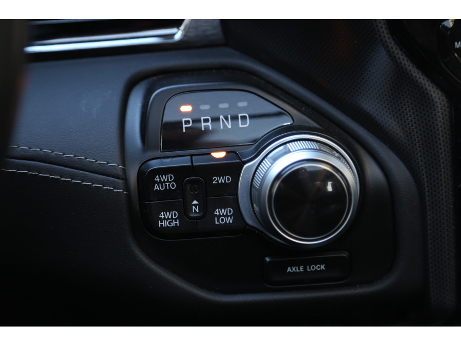 Dodge RAM 1500 5.7 V8 4x4 Crew Cab Limited Luchtvering Pano ACC HK 360cam Stoelverkoeling