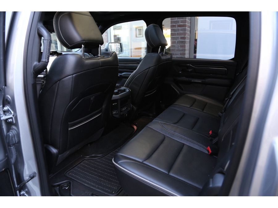 Dodge RAM 1500 5.7 V8 4x4 Crew Cab Limited Luchtvering Pano ACC HK 360cam Stoelverkoeling