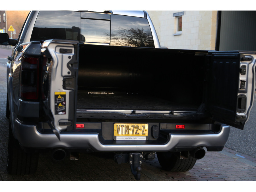 Dodge RAM 1500 5.7 V8 4x4 Crew Cab Limited Luchtvering Pano ACC HK 360cam Stoelverkoeling
