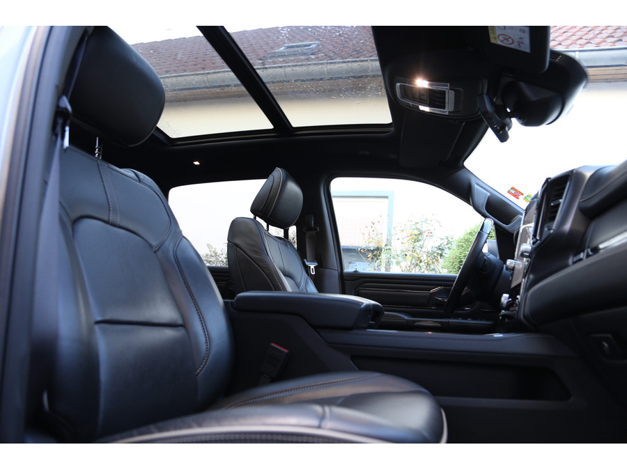 Dodge RAM 1500 5.7 V8 4x4 Crew Cab Limited Luchtvering Pano ACC HK 360cam Stoelverkoeling