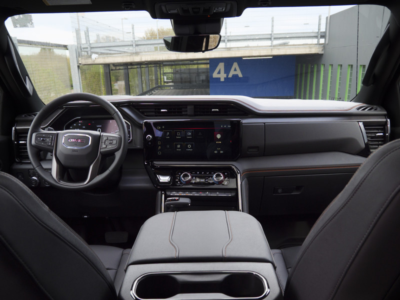 GMC Sierra 1500 | AT4 | 6.2L V8