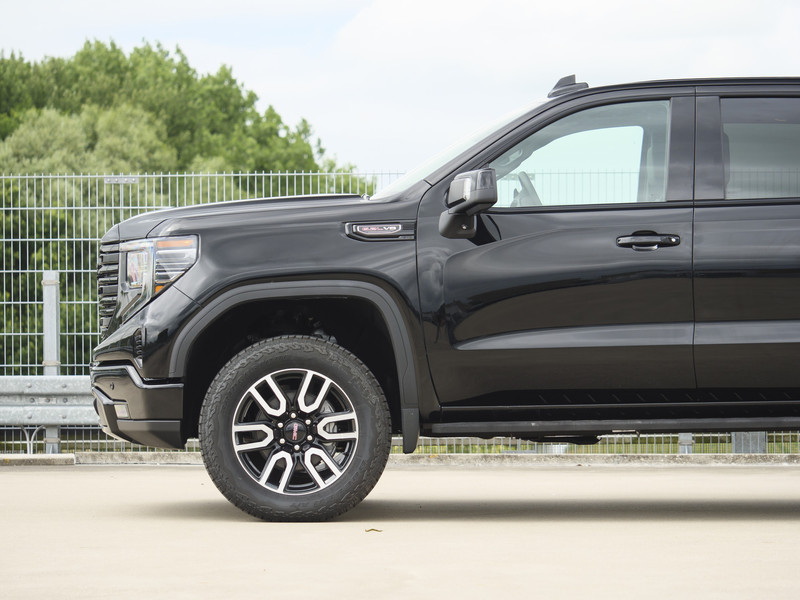 GMC Sierra 1500 | AT4 | 6.2L V8