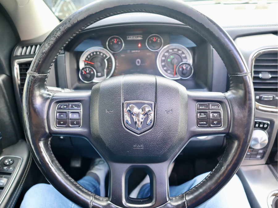 Dodge RAM 1500 5.7 V8 SPORT CREW CAB RAMBOX