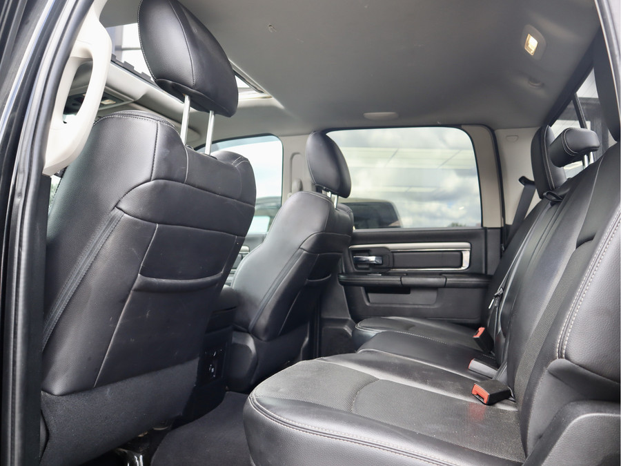 Dodge RAM 1500 5.7 V8 SPORT CREW CAB RAMBOX