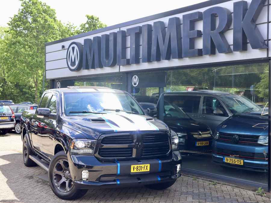 Dodge RAM 1500 5.7 V8 SPORT CREW CAB RAMBOX