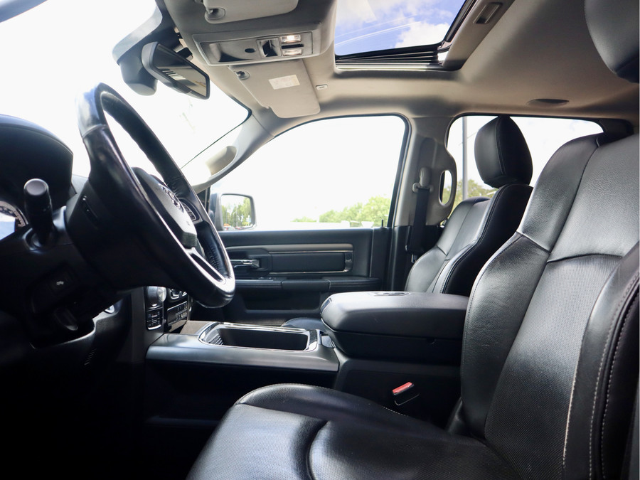 Dodge RAM 1500 5.7 V8 SPORT CREW CAB RAMBOX