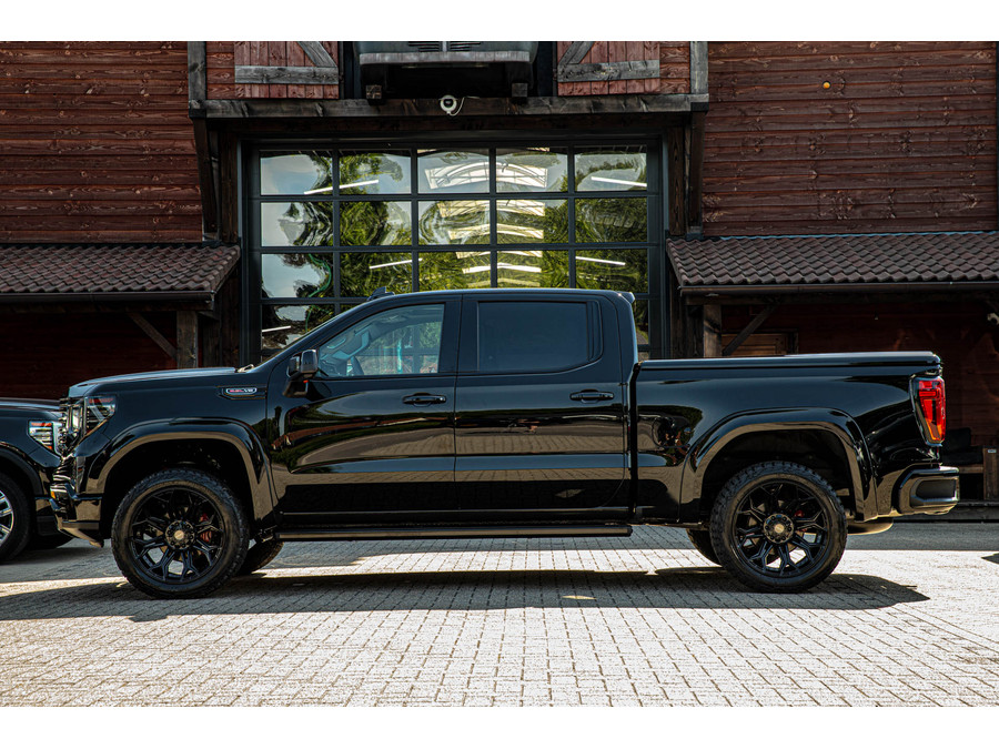 GMC Sierra Denali 6.2L V8