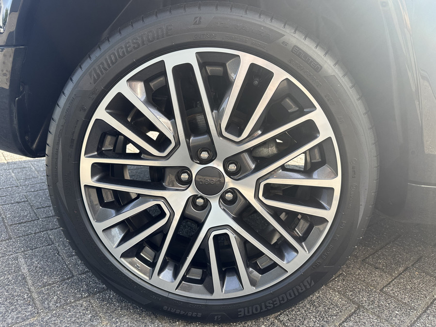 Jeep Compass 1.5T e-Hybrid Summit (Leder incl verwarming/koeling/geheugen - Elektrische Klep - Adaptieve Cruise C
