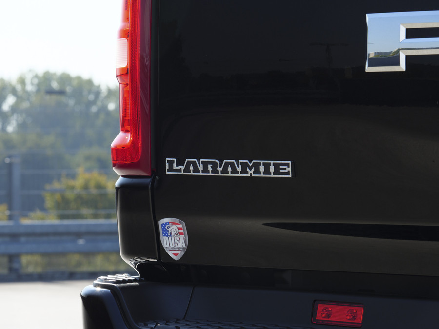 Dodge Ram 1500 | Laramie | Sport | Crew Cab | 4X4 |