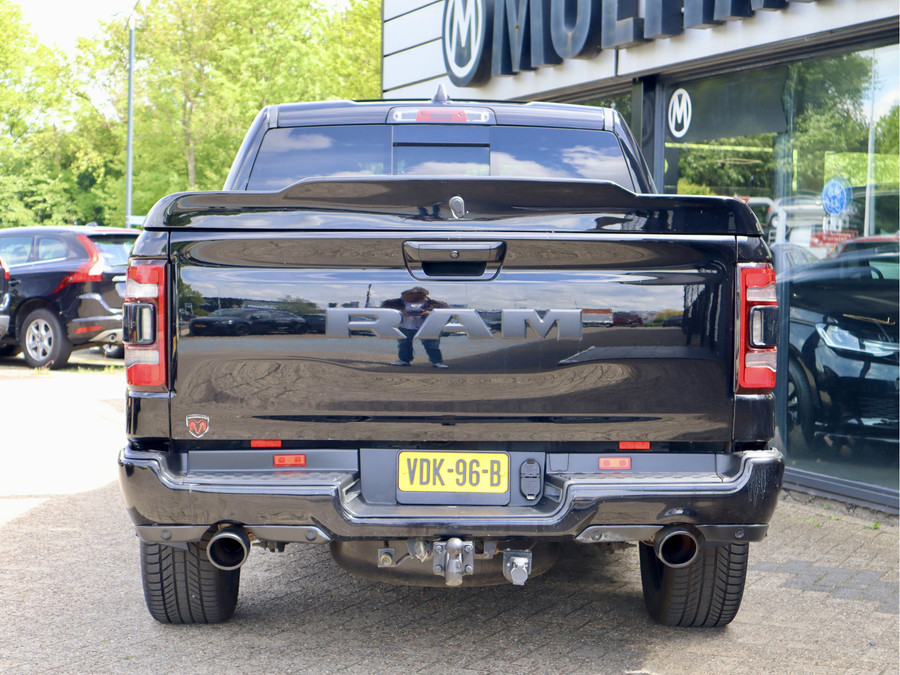 Dodge RAM 1500 5.7 V8 4x4 Crew Cab SPORT