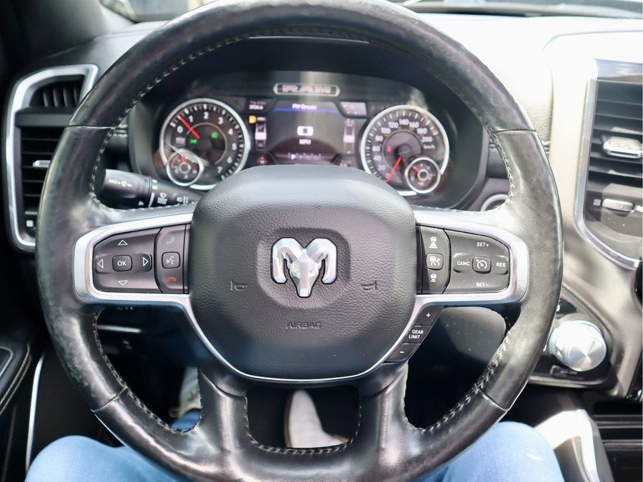 Dodge RAM 1500 5.7 V8 4x4 Crew Cab SPORT