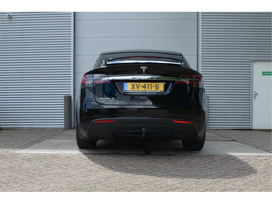 Tesla Model X 75D (4x4)